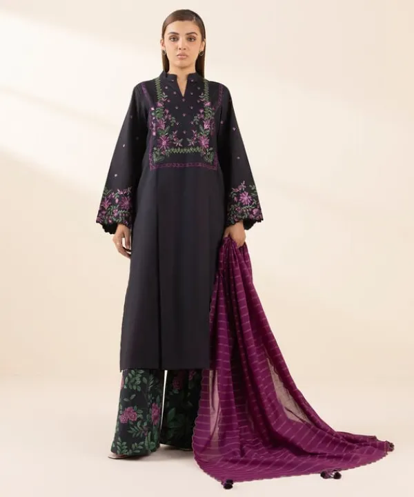 Outlet Sapphire 3 Piece - Embroidered Lawn Suit