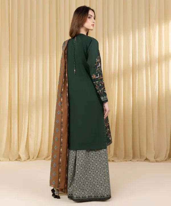 Best Sapphire 3 Piece - Embroidered Lawn Suit GreenDupatta