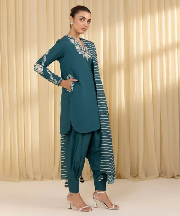 Best Sapphire 3 Piece - Embroidered Lawn Suit Teal GreenDupatta