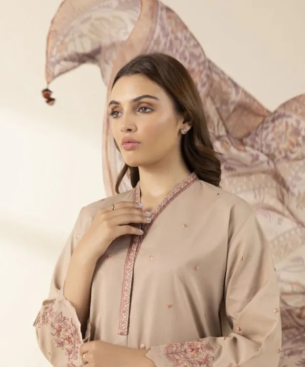 Outlet Sapphire 2 Piece - Embroidered Lawn Suit BeigeDupatta