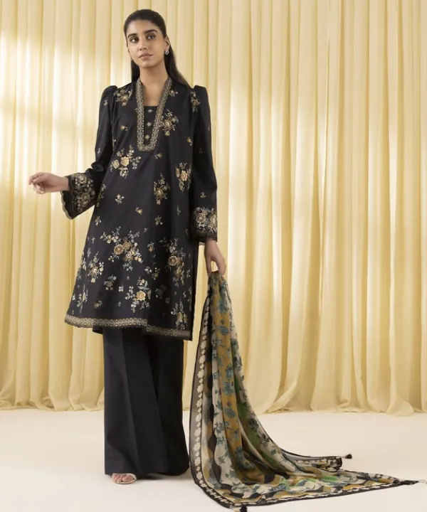 Fashion Sapphire 3 Piece - Embroidered Lawn Suit BlackDupatta