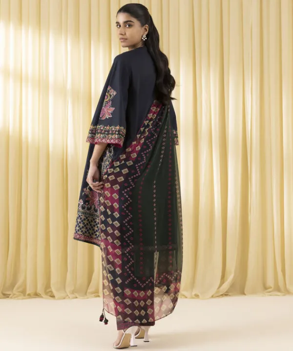 Fashion Sapphire 3 Piece - Embroidered Lawn Suit BlackDupatta