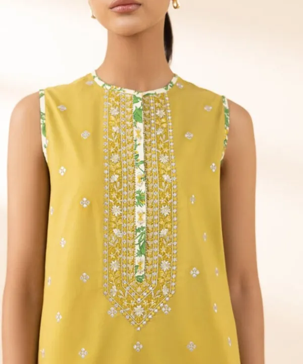 Sale Sapphire 3 Piece - Embroidered Lawn Suit Off White & YellowDupatta