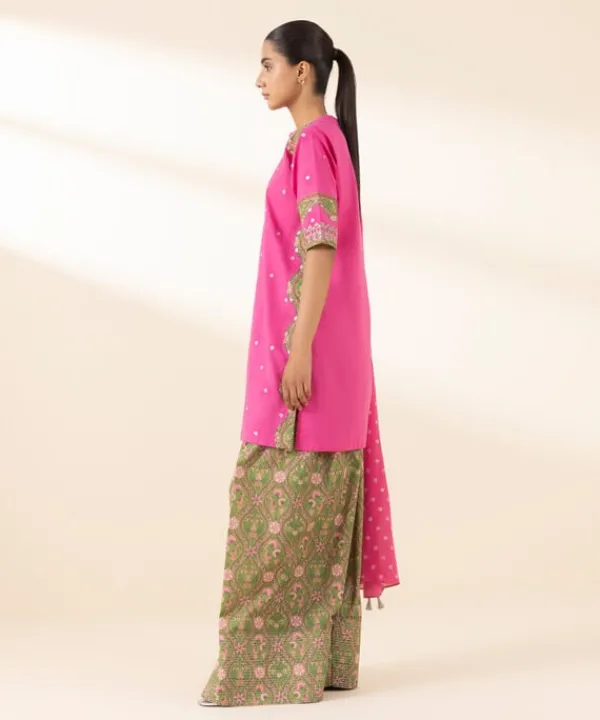 Best Sapphire 3 Piece - Embroidered Lawn Suit PinkDupatta