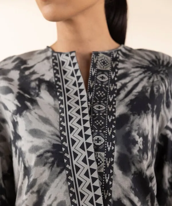 Outlet Sapphire 3 Piece - Printed Lawn Suit