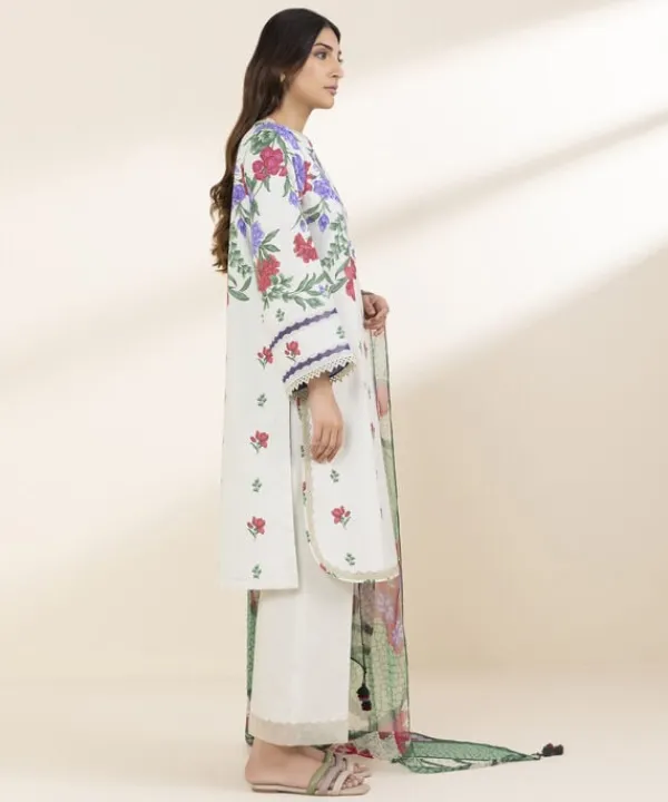 Fashion Sapphire 3 Piece - Printed Lawn Suit OffwhiteDupatta